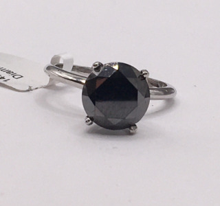 14K Gold Diamond Ring (size 6)