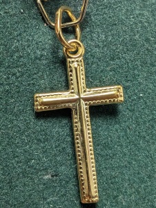 $180 10K 0.52G Cross Pendant