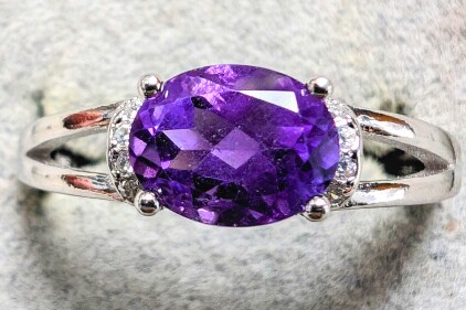 $200 Silver Amethyst 1.5Ct Ring