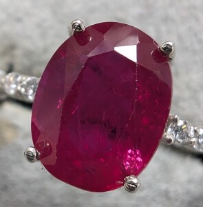 $3000 14K 2G Natural Ruby 1.6Ct & Lab Dia 0.06Ct Ring