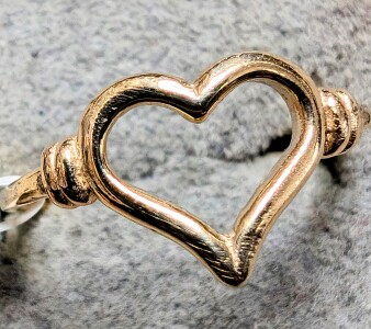 $600 10K 1.51G Size 4.75 Ring