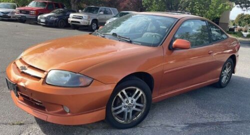 2004 Chevrolet Cavalier - Manual!