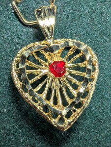 $420 10K 1.1G Heart Cz Pendant