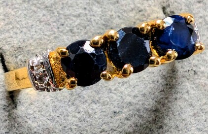 $200 Silver Sapphire App 0.8Ct Ring