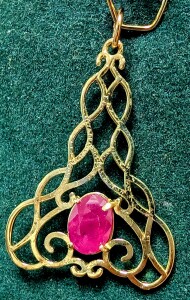 $1300 14K 1.19G Natural Ruby 0.91Ct Pendant