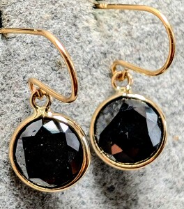 $1135 10K Black Diamond 2.7Ct Earrings