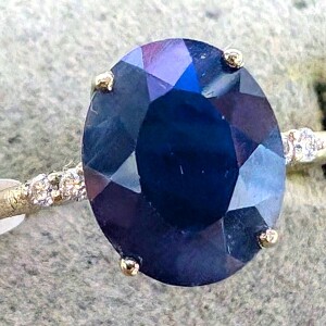 $1920 10K 2.02G Natural Blue Sapphire No Heat & Diamond 0.05Ct Ring