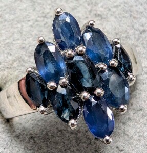 $200 Silver Genuine Sapphire 2.5Ct Ring