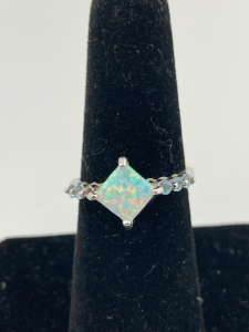 10kt Opal Ring