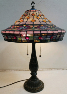 (1) Tiffany Style Table Lamp - 16" Diameter