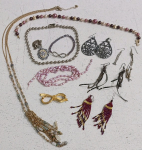 (15+) Mixed Jewelry Lot - Necklaces, Earrings, and Bracelets