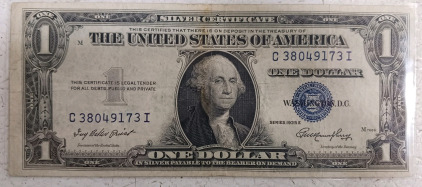 (1) $1 Silver Certificate - Series 1935 E - Blue Seal
