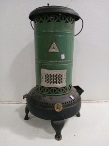 (1) Vintage Perfection Smokeless Oil Heater - No. 430 [Specialty]