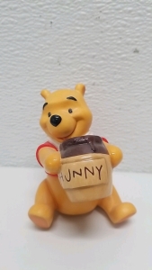 Walt Disney Collection- Winnie the Pooh and the Honey Tree "Time for Sonething Sweet" 1996 Membership Sculpture 4&rdquo; Tall Figurine In Original Box, and Packaging. COA Included
