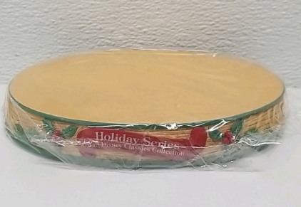 Walt Disney Classics Collection- Christmas Figurine Base In Original Box, and Packaging. Envelope Included