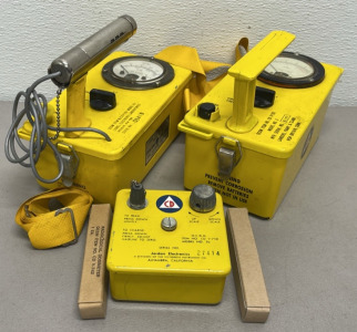 U.S. Civil Defences CD Radiation Geiger Counter Detection Set Model 6B