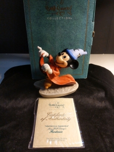 Walt Disney Collectors Society Membership Sculpture Mickey Mouse "Mischievous Apprentice" 'Fantasia'