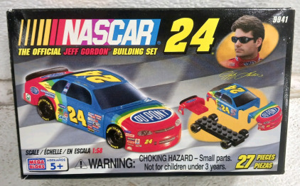 (1) NASCAR Mega Bloks Building Set - Jeff Gordon 24