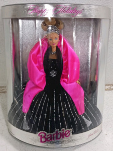 (1) 1995 Happy Holidays Barbie Doll