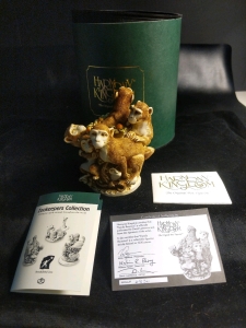 New in Box Harmony Kingdom Box "Family Reunion"-Zookeepers Collection