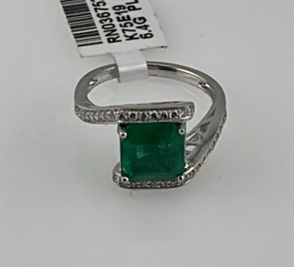 Platinum 2.80ct. Emerald & 0.31ct. Diamond Ring Size 7 W/ AIGL. C.O.A. (Value $22,668.00)