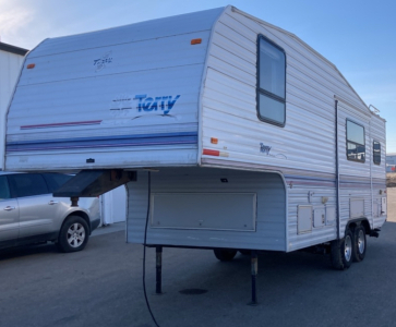 1996 FLEETWOOD TERRY 5TH WHEEL