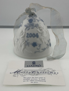 Lladro 2004 Christmas Bell Ornament New In Original Box (Porcelain)