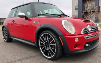 2004 MINI COOPER HARDTOP S - 6 SPEED MANUAL!