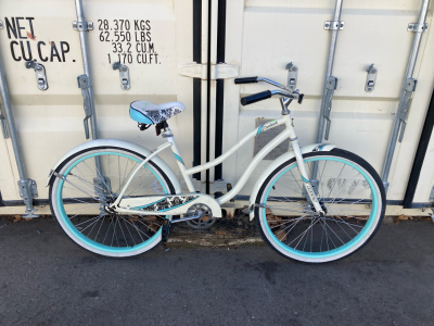 26” White Cranbrook Bike