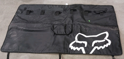 (1) Fox Mountain Bike Racing Tailgate Cover