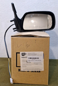 (1) Right (Passenger) Side Powered Mirror For Toyota Camry 1997-2000, Black