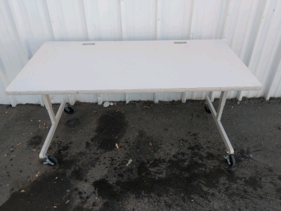 Computer Desk on Casters 60x30x29