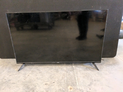 44" Vizio TV