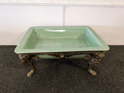 VINTAGE Washing Basin