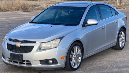 2012 CHEVROLET CRUZE - SUNROOF!