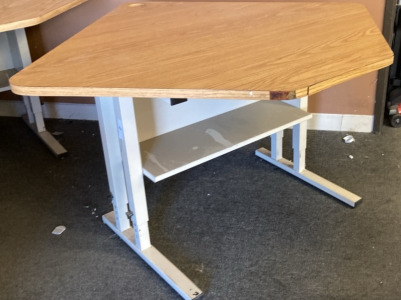 Corner Desk (Adjustable Height)