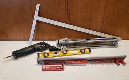 Craftsman 3/4HP Sawzall... Tile Cutter ... Giant Square.. Pittsburgh Level.. Key Rack..