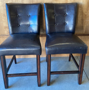 2 Chairs