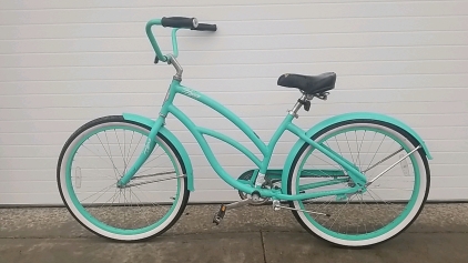 26" Hyper Turquoise Bike