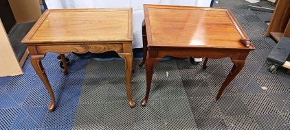 (2) Queen Anne End Tables - Model 514