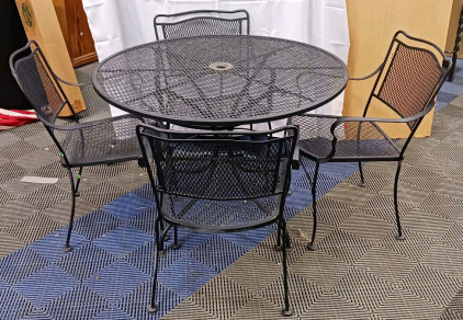 (5) Metal Patio Furniture - (1) Round Table (4) Chairs