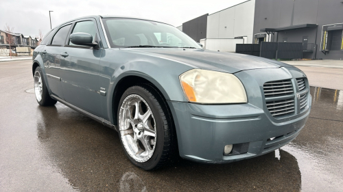 2005 DODGE MAGNUM - AFTERMARKET RIMS!