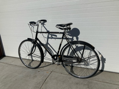 26&rdquo; Black Raleigh Sports Bike