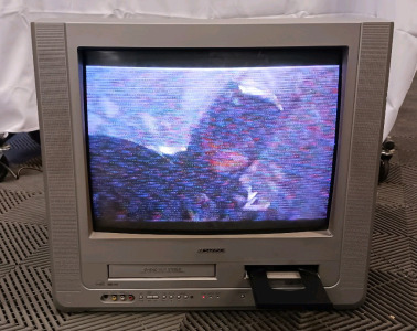 (1) Retro Entertainment - Sansui TV/DVD/VCR Combo TDC2075B - 2004