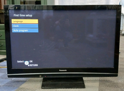 (1) Panasonic Plasma TV - TH-50PX80U - Powers On!