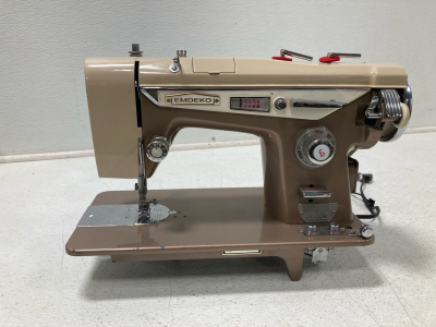 Vintage Emdeko Zig Zag Sewing Machine