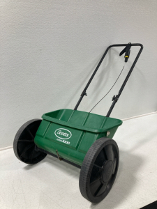 Scotts Green Seed Spreader