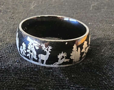 Womans Buck & Forest Band Style Ring- Size 8