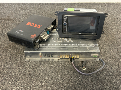 Touch Screen Stereo, Boss 400 Watt and Ultra Amplifiers