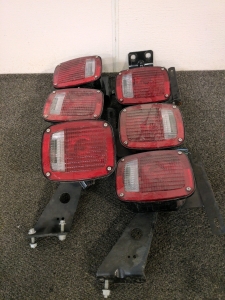 (6) Tailights